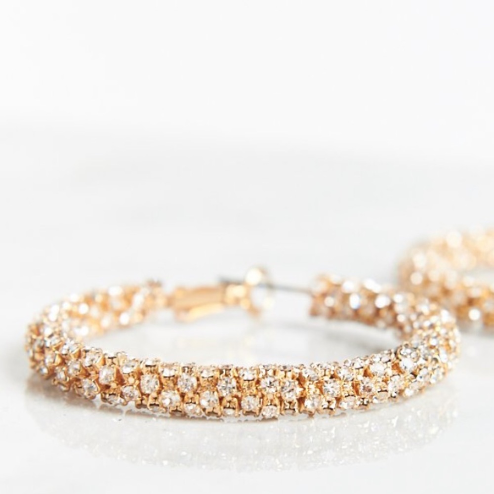 Show me your Mumu Harlem Jeweled Hoop Earrings!